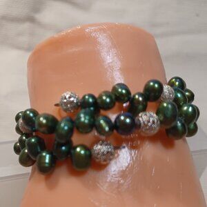 Green Fresh Water Pearl bracelet